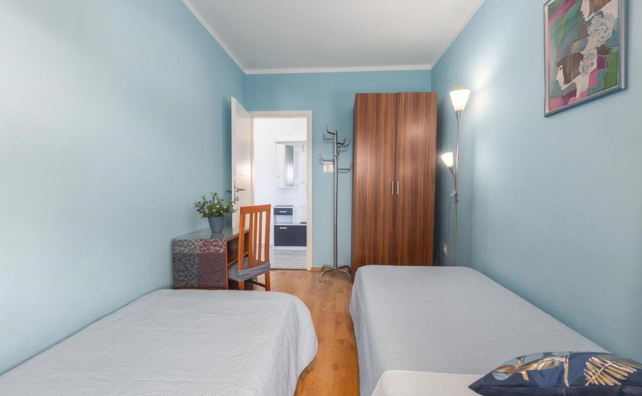Spacious New App For 5 Persons, Close Beach&City Poreč Eksteriør billede
