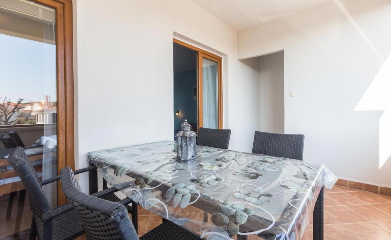 Spacious New App For 5 Persons, Close Beach&City Poreč Eksteriør billede